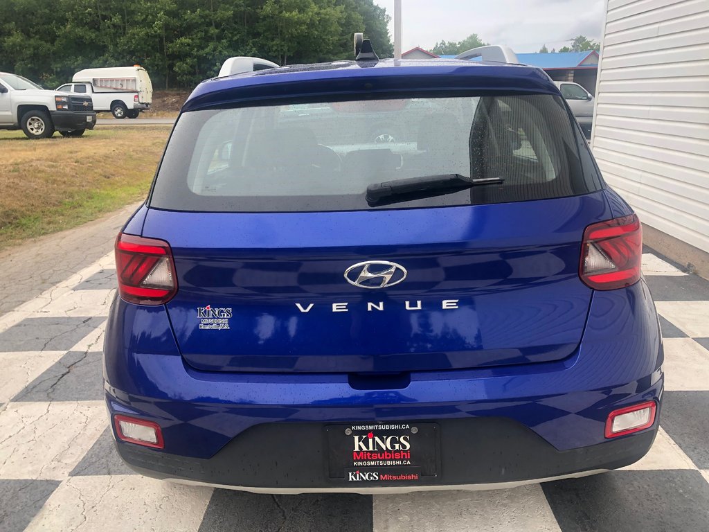 2020 Hyundai Venue Preferred - Carplay, Reverse Camera, Push Start in COLDBROOK, Nova Scotia - 5 - w1024h768px