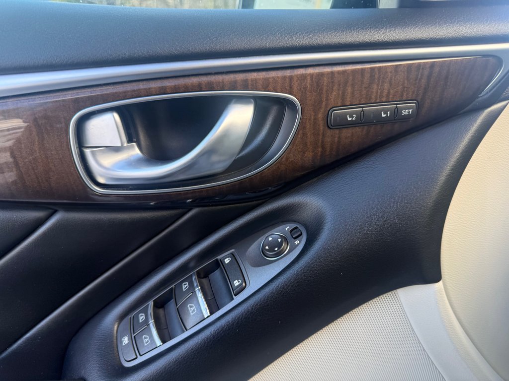 Infiniti Q50 Sport , keyless entry, backup camera, Bluetooth 2015 à Kentville, Nouvelle-Écosse - 8 - w1024h768px