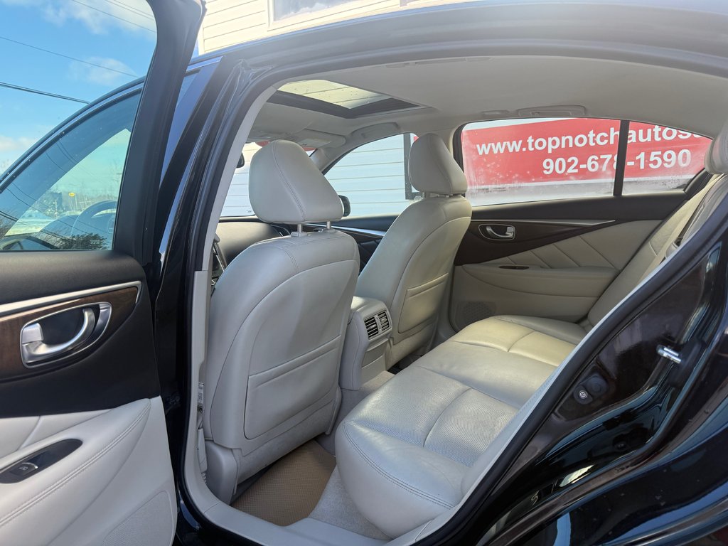 Infiniti Q50 Sport , keyless entry, backup camera, Bluetooth 2015 à Kentville, Nouvelle-Écosse - 15 - w1024h768px