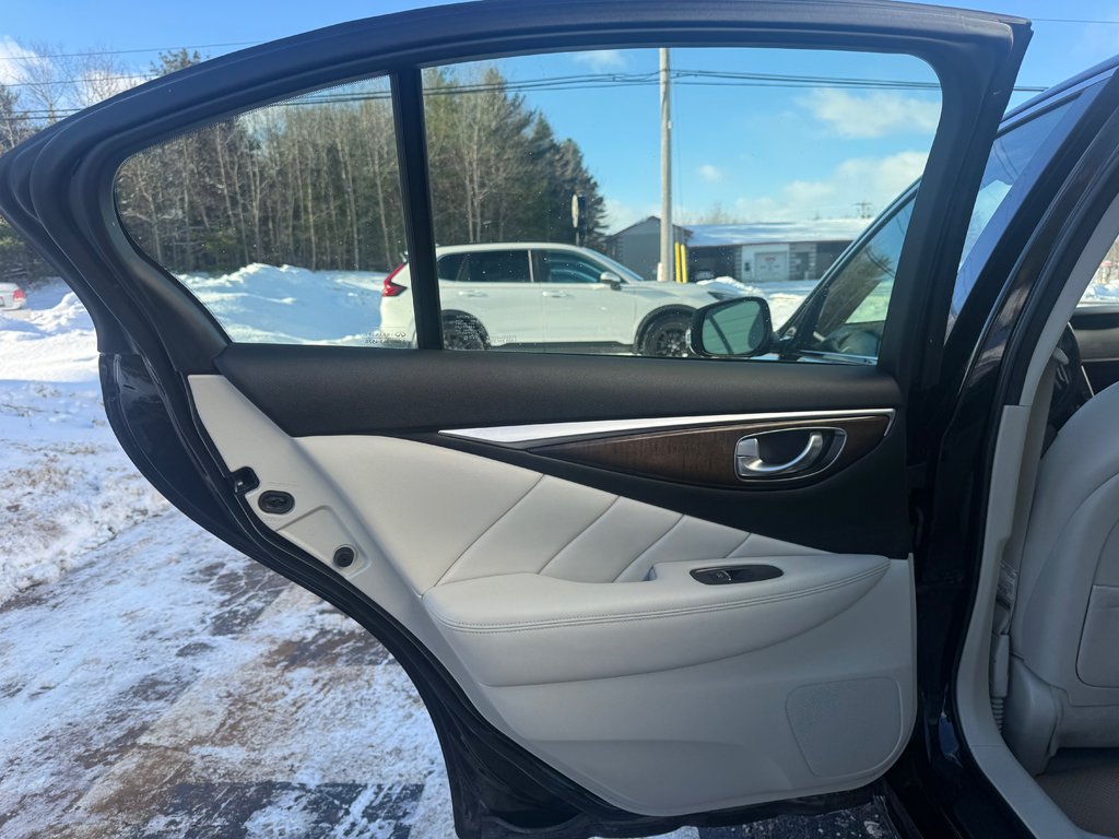 Infiniti Q50 Sport , keyless entry, backup camera, Bluetooth 2015 à Kentville, Nouvelle-Écosse - 14 - w1024h768px