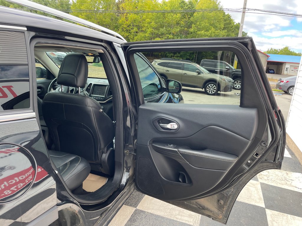 Jeep Cherokee Limited, REVERSE CAMERA, AC, HEATED SEATS 2014 à COLDBROOK, Nouvelle-Écosse - 17 - w1024h768px