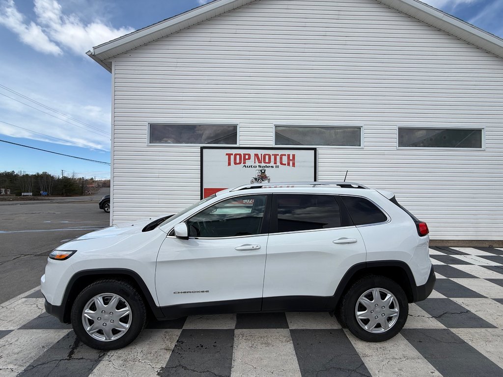2016 Jeep CHEROKEE North, keyless entry, Remote Start, Bluetooth in COLDBROOK, Nova Scotia - 20 - w1024h768px