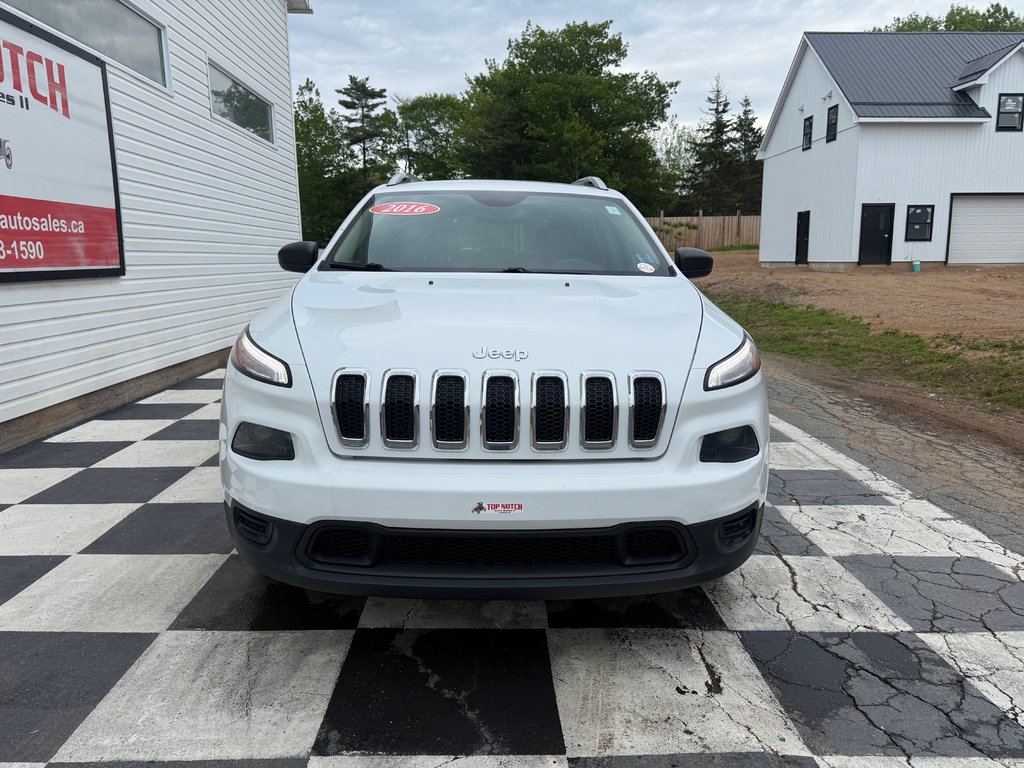 Jeep CHEROKEE Sport, keyless entry, Cruise control, MP3 2016 à Kentville, Nouvelle-Écosse - 2 - w1024h768px