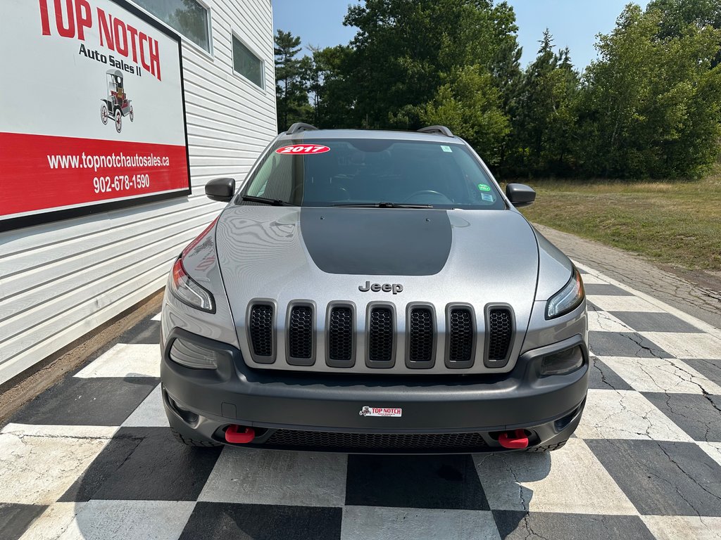 Jeep Cherokee L Plus Pkg, Power Seats, AM-FM Radio, Touchscreen 2017 à COLDBROOK, Nouvelle-Écosse - 2 - w1024h768px