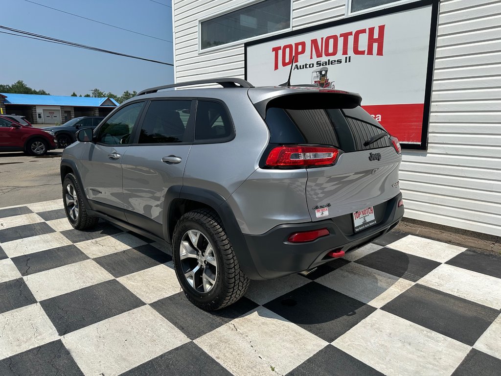 Jeep Cherokee L Plus Pkg, Power Seats, AM-FM Radio, Touchscreen 2017 à COLDBROOK, Nouvelle-Écosse - 6 - w1024h768px