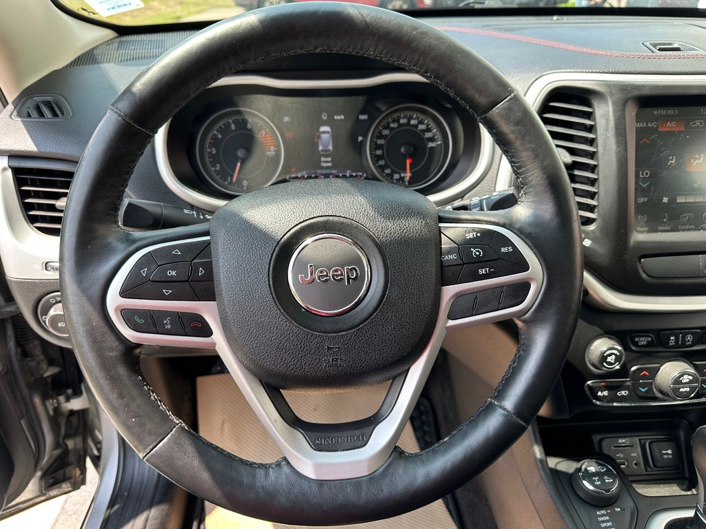 Jeep Cherokee L Plus Pkg, Power Seats, AM-FM Radio, Touchscreen 2017 à COLDBROOK, Nouvelle-Écosse - 13 - w1024h768px