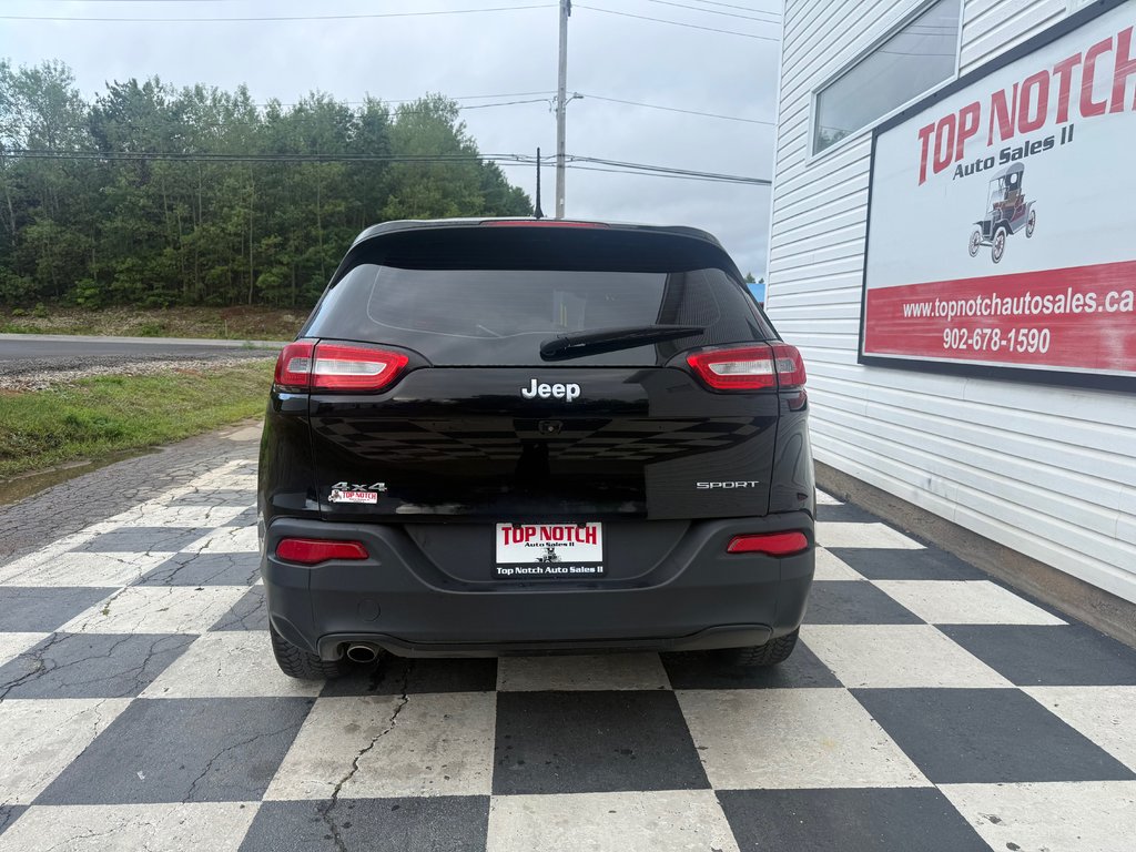 2017 Jeep CHEROKEE Sport in COLDBROOK, Nova Scotia - 5 - w1024h768px