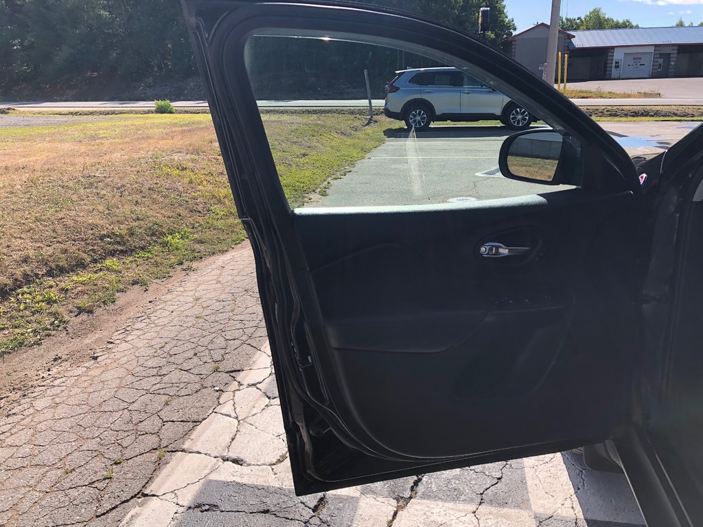 Jeep Cherokee Trailhawk Elite 2019 à COLDBROOK, Nouvelle-Écosse - 7 - w1024h768px