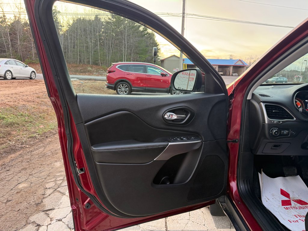 2021 Jeep Cherokee North, remote start, keyless entry, navigation in Kentville, Nova Scotia - 7 - w1024h768px