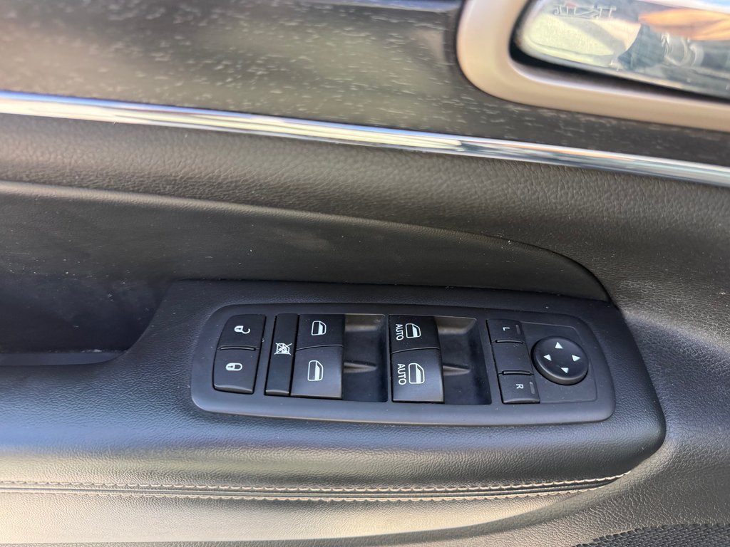2017 Jeep GRAND CHEROKEE LIMITED Limited, keyless entry, backup camera, Bluetooth in COLDBROOK, Nova Scotia - 8 - w1024h768px