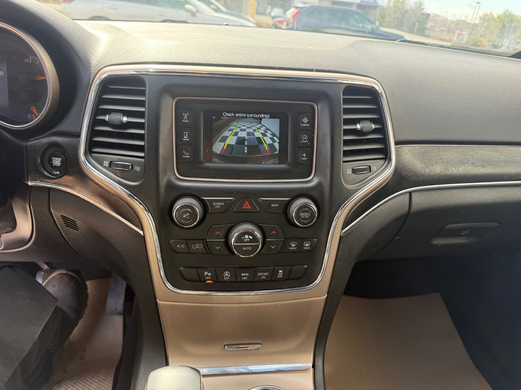 2017 Jeep GRAND CHEROKEE LIMITED Limited, keyless entry, backup camera, Bluetooth in COLDBROOK, Nova Scotia - 12 - w1024h768px