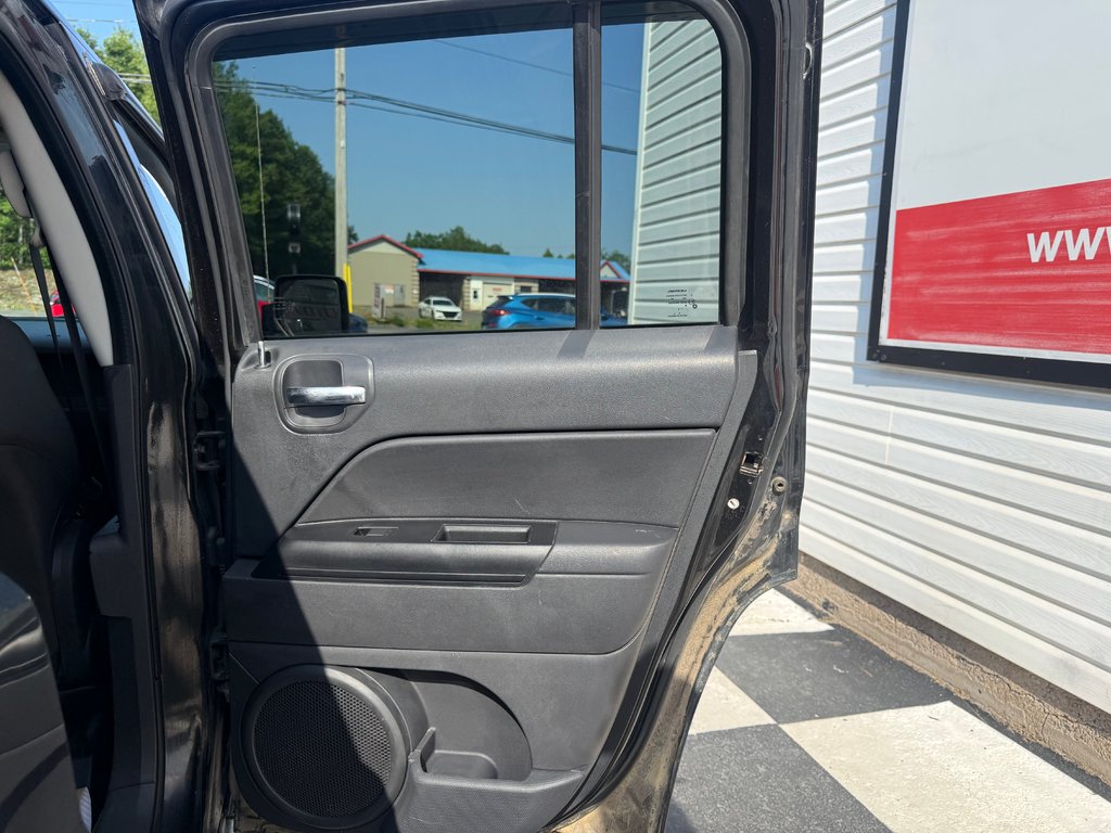 2010 Jeep PATRIOT North, Keyless entry, MP3, Cruise control in COLDBROOK, Nova Scotia - 16 - w1024h768px