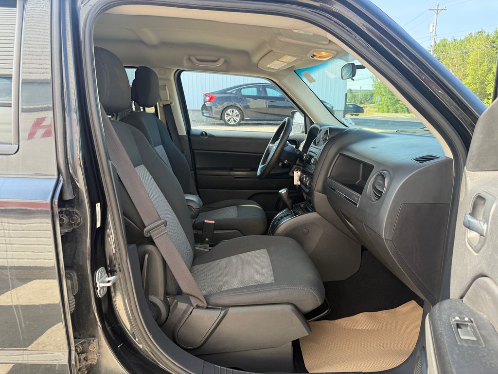 2010 Jeep PATRIOT North, Keyless entry, MP3, Cruise control in COLDBROOK, Nova Scotia - 19 - w1024h768px