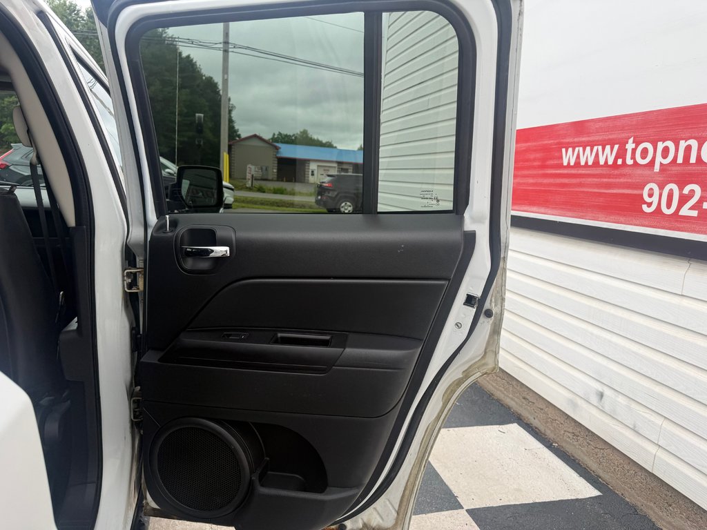 2015 Jeep PATRIOT High Altitude, Keyless entry, MP3, Cruise control in COLDBROOK, Nova Scotia - 15 - w1024h768px