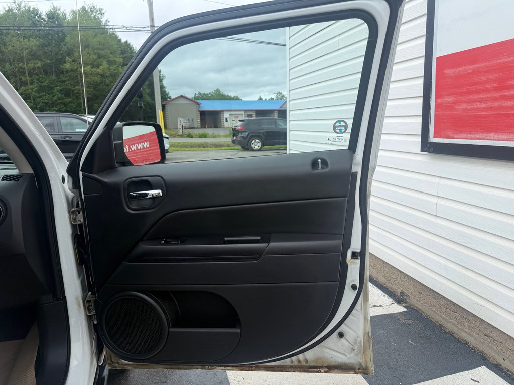 2015 Jeep PATRIOT High Altitude, Keyless entry, MP3, Cruise control in COLDBROOK, Nova Scotia - 17 - w1024h768px