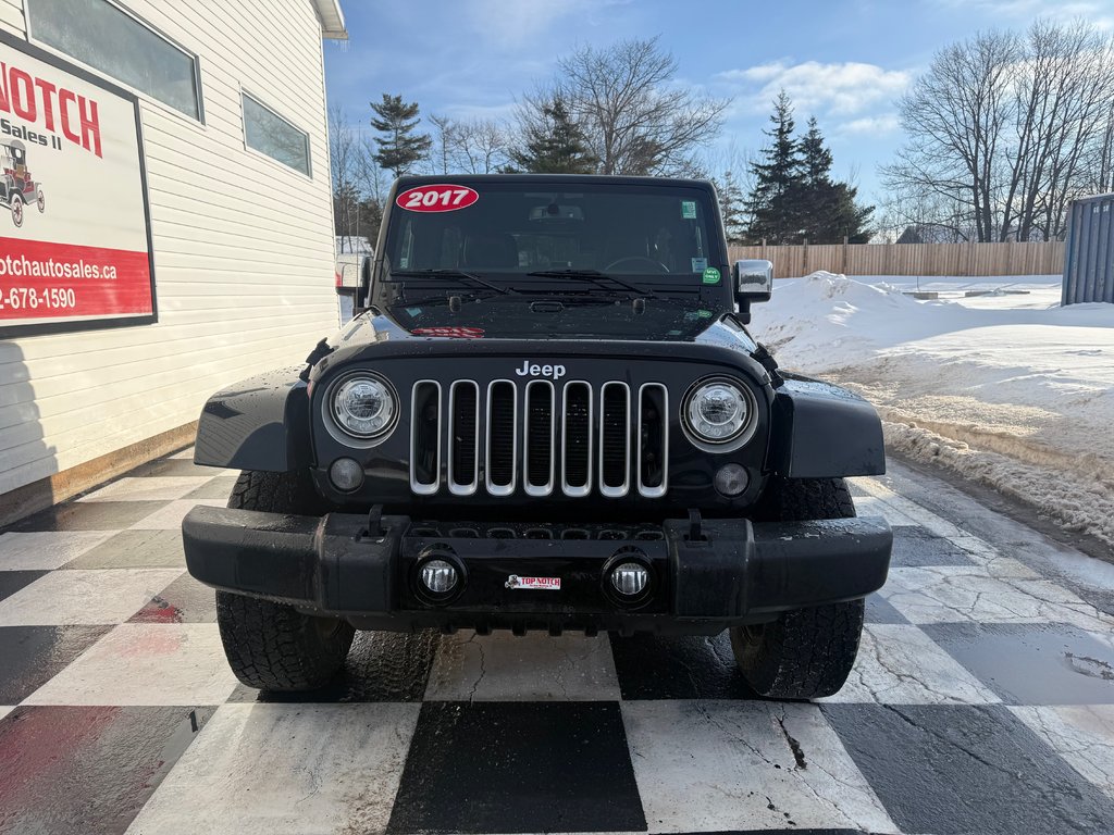 Jeep WRANGLER UNLIMITED SAHARA Sahara, keyless entry, Remote Start, Bluetooth 2017 à COLDBROOK, Nouvelle-Écosse - 2 - w1024h768px