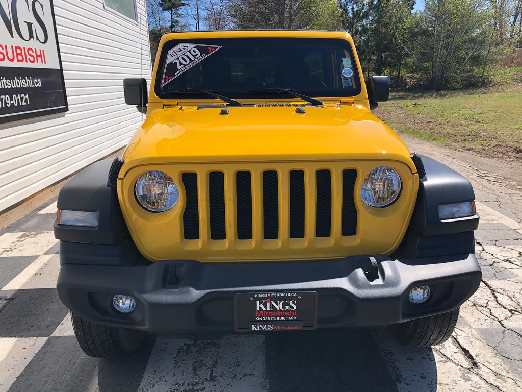 2019 Jeep Wrangler Unlimited Sport - 4WD, reverse camera, hands free, cruise in Kentville, Nova Scotia - 2 - w1024h768px