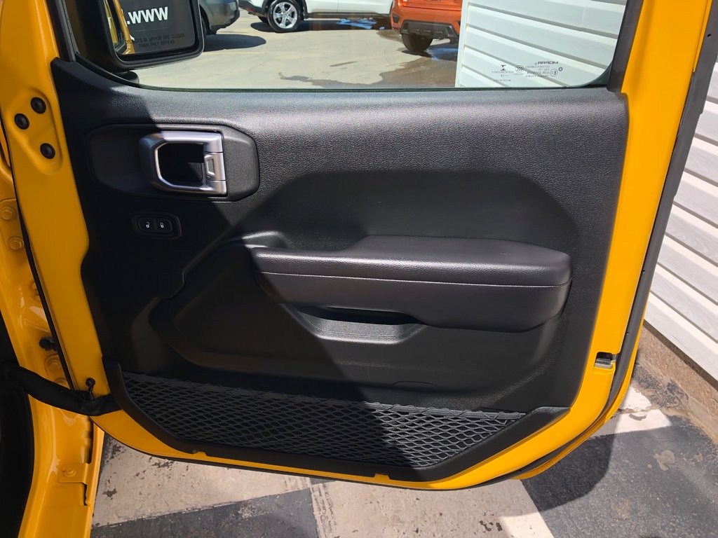 2019 Jeep Wrangler Unlimited Sport - 4WD, reverse camera, hands free, cruise in Kentville, Nova Scotia - 23 - w1024h768px