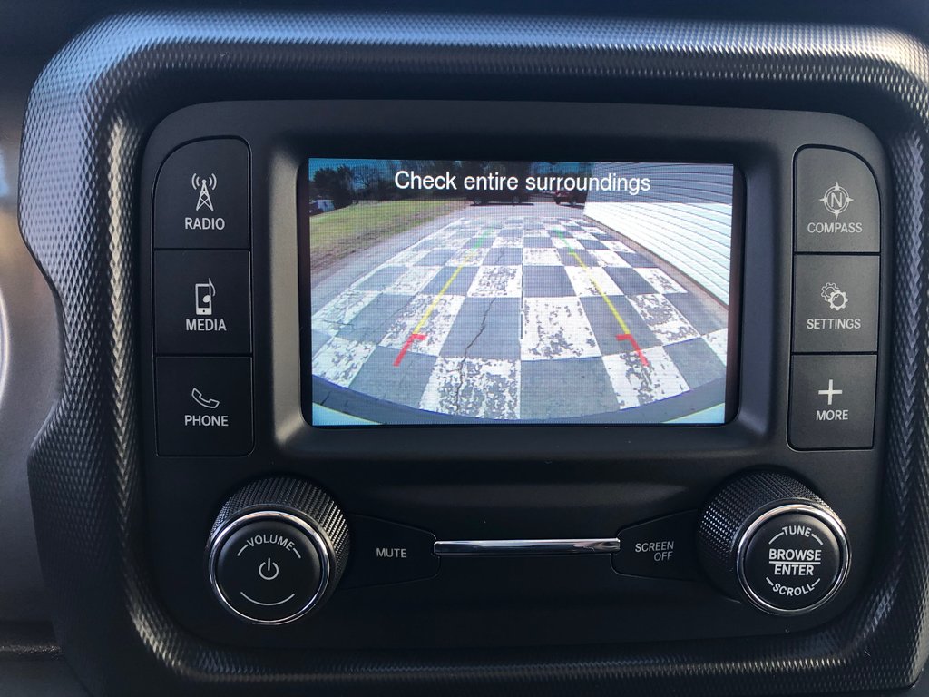 2019 Jeep Wrangler Unlimited Sport - 4WD, reverse camera, hands free, cruise in Kentville, Nova Scotia - 12 - w1024h768px