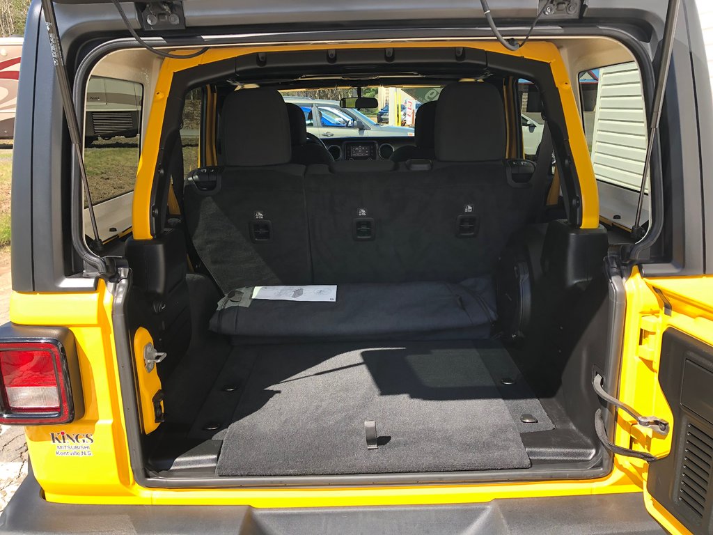2019 Jeep Wrangler Unlimited Sport - 4WD, reverse camera, hands free, cruise in Kentville, Nova Scotia - 20 - w1024h768px