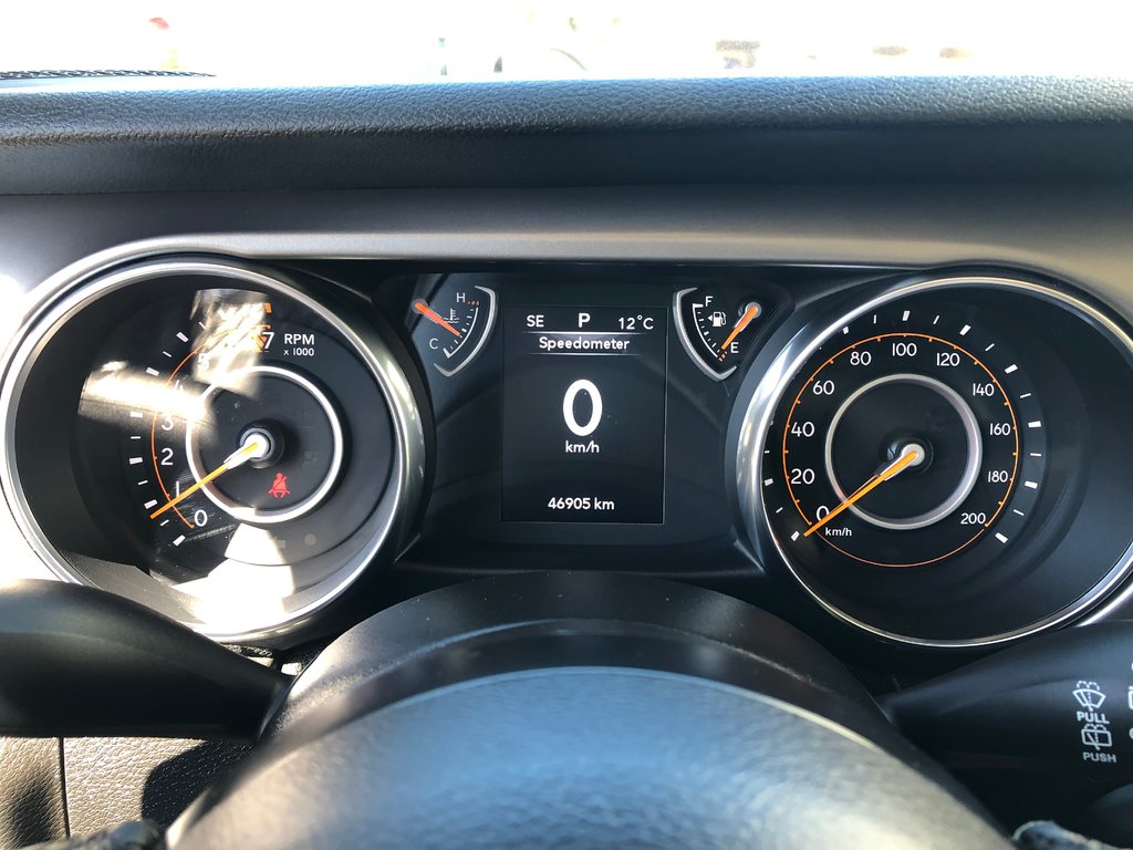 2019 Jeep Wrangler Unlimited Sport - 4WD, reverse camera, hands free, cruise in Kentville, Nova Scotia - 9 - w1024h768px