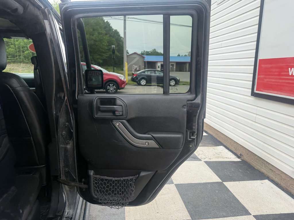 2013 Jeep WRANGLER Sahara, Keyless entry, MP3, Cruise control in COLDBROOK, Nova Scotia - 15 - w1024h768px