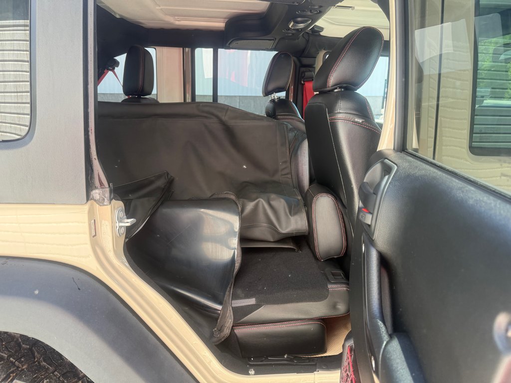 2018 Jeep WRANGLER Rubicon, keyless entry, Cruise control, Bluetooth in COLDBROOK, Nova Scotia - 16 - w1024h768px