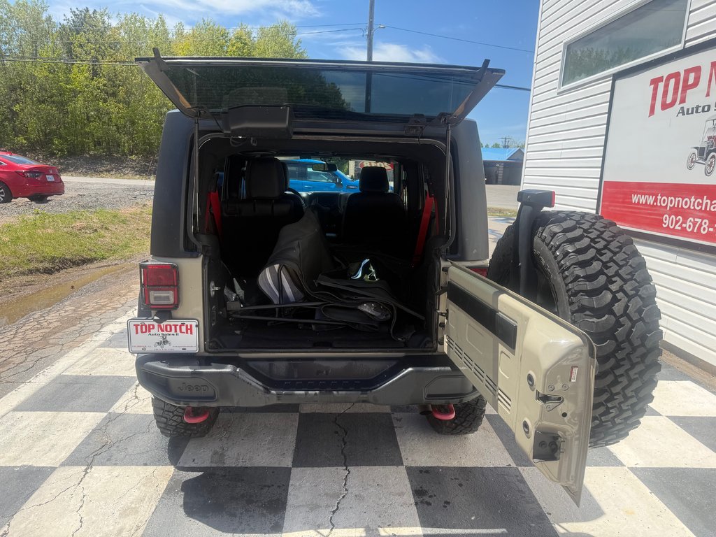 2018 Jeep WRANGLER Rubicon, keyless entry, Cruise control, Bluetooth in COLDBROOK, Nova Scotia - 14 - w1024h768px