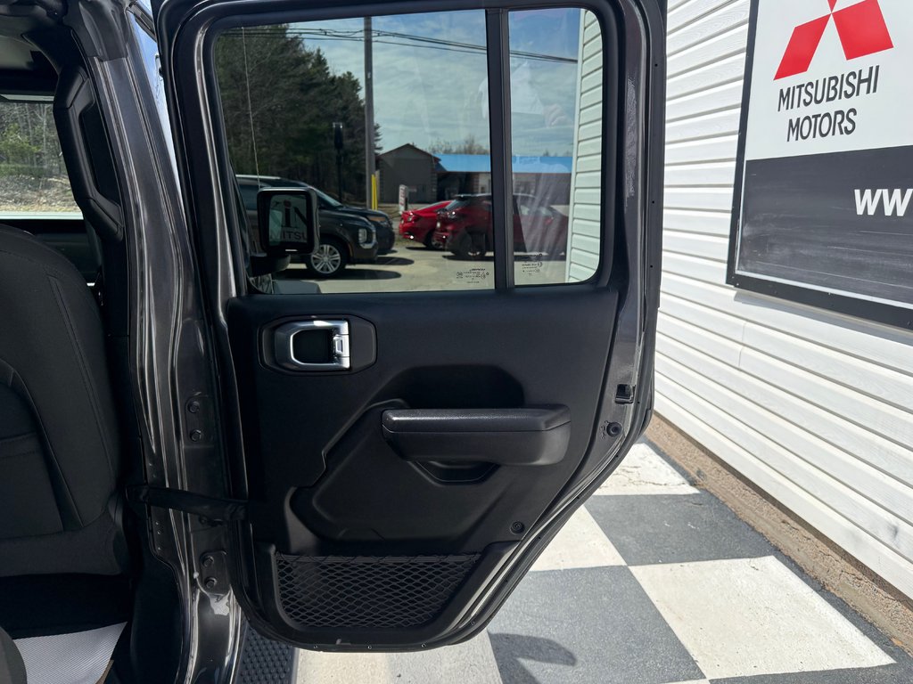 Jeep Wrangler Unlimited Sport, keyless entry, Remote Start 2021 à Kentville, Nouvelle-Écosse - 16 - w1024h768px
