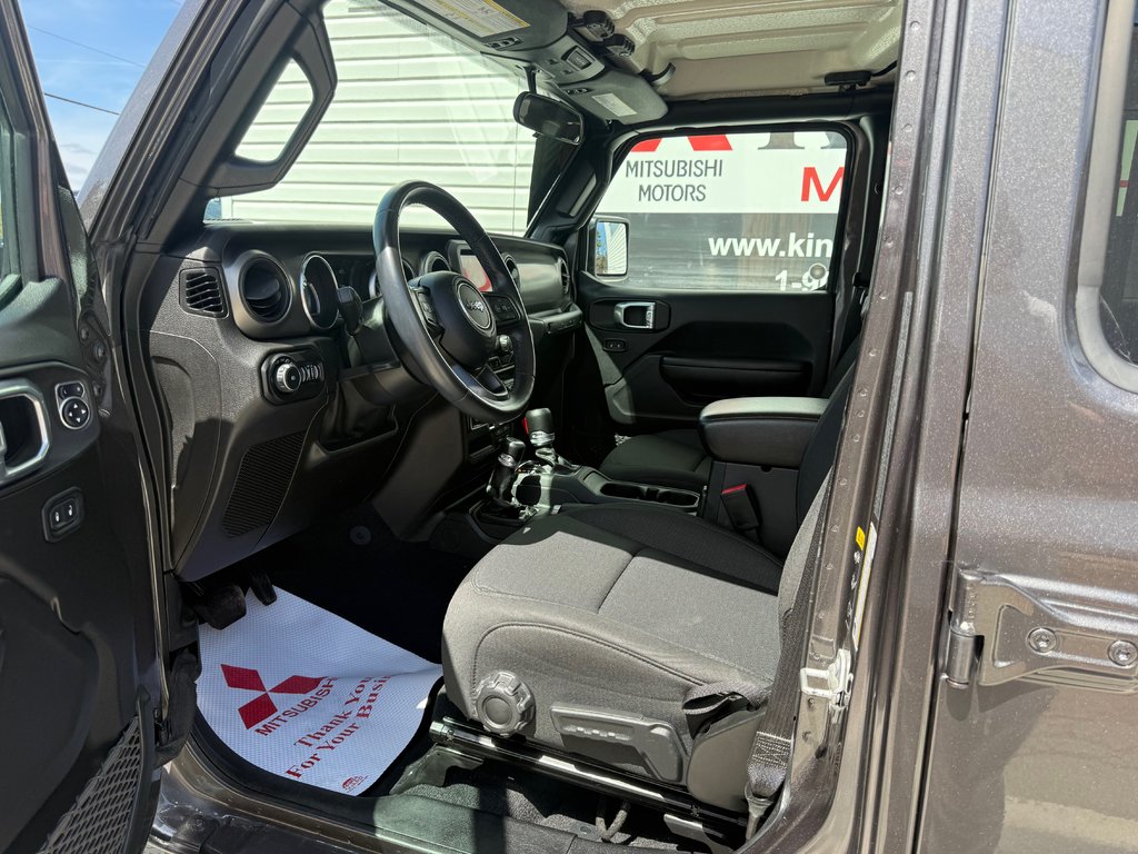 Jeep Wrangler Unlimited Sport, keyless entry, Remote Start 2021 à Kentville, Nouvelle-Écosse - 8 - w1024h768px