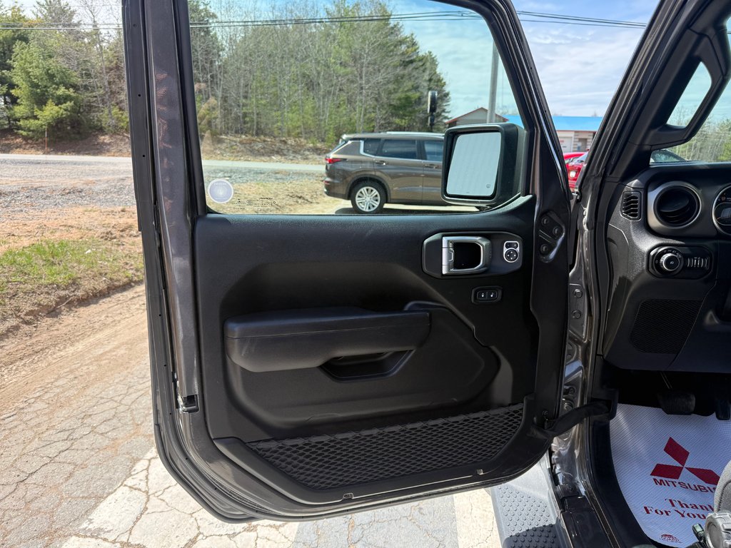 Jeep Wrangler Unlimited Sport, keyless entry, Remote Start 2021 à Kentville, Nouvelle-Écosse - 7 - w1024h768px