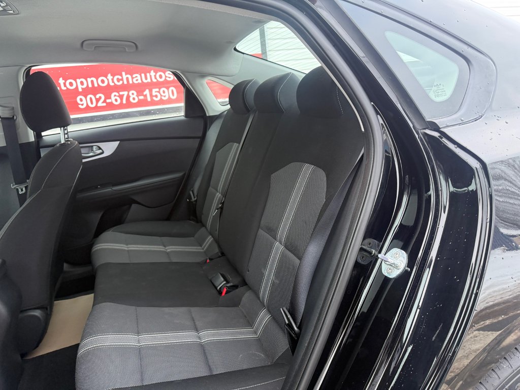 2022 Kia FORTE LX, keyless entry, backup camera, Bluetooth in COLDBROOK, Nova Scotia - 13 - w1024h768px