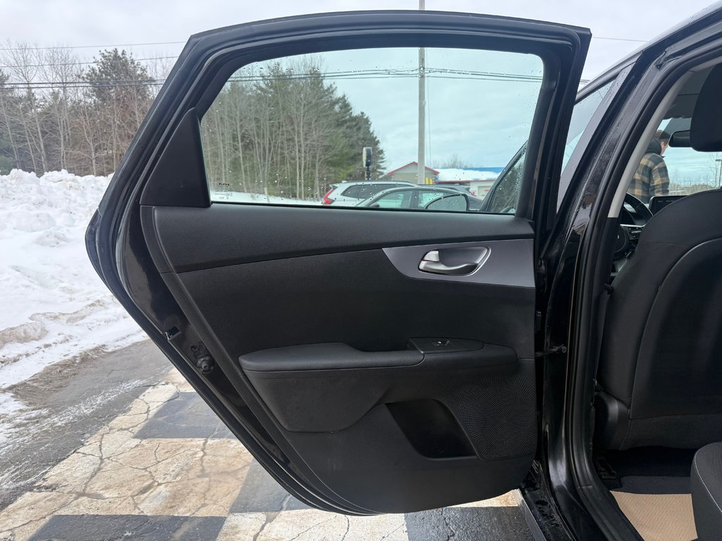 2022 Kia FORTE LX, keyless entry, backup camera, Bluetooth in COLDBROOK, Nova Scotia - 13 - w1024h768px