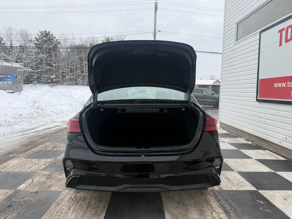 2022 Kia FORTE LX, keyless entry, backup camera, Bluetooth in COLDBROOK, Nova Scotia - 14 - w1024h768px