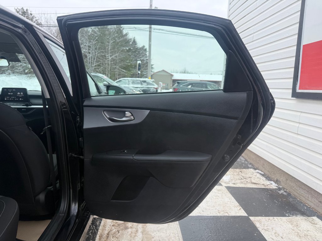 2022 Kia FORTE LX, keyless entry, backup camera, Bluetooth in COLDBROOK, Nova Scotia - 15 - w1024h768px
