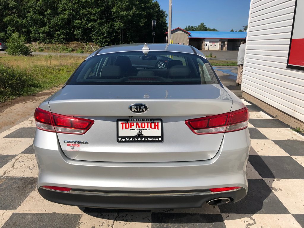 Optima LX, - cruise control, a/c, heated seats, bluetooth 2016 à COLDBROOK, Nouvelle-Écosse - 5 - w1024h768px