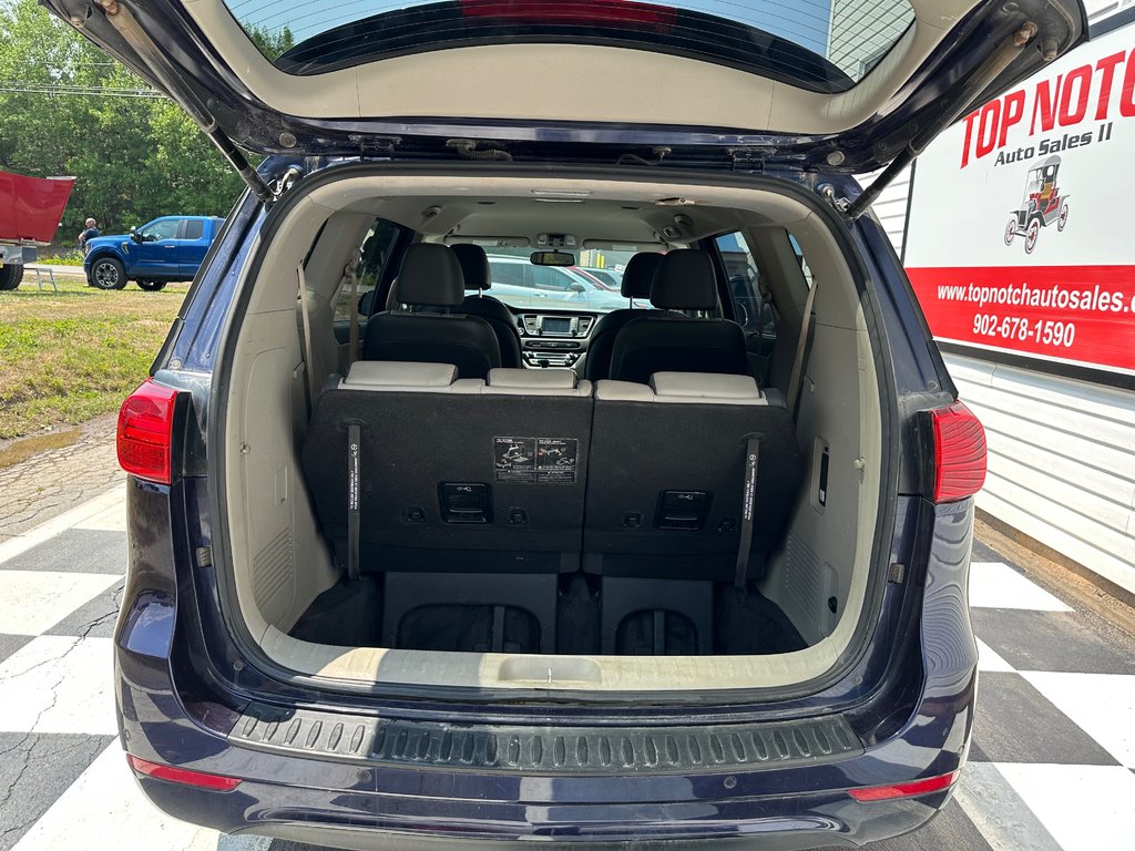 2018 Kia Sedona SX+ in Kentville, Nova Scotia - 23 - w1024h768px