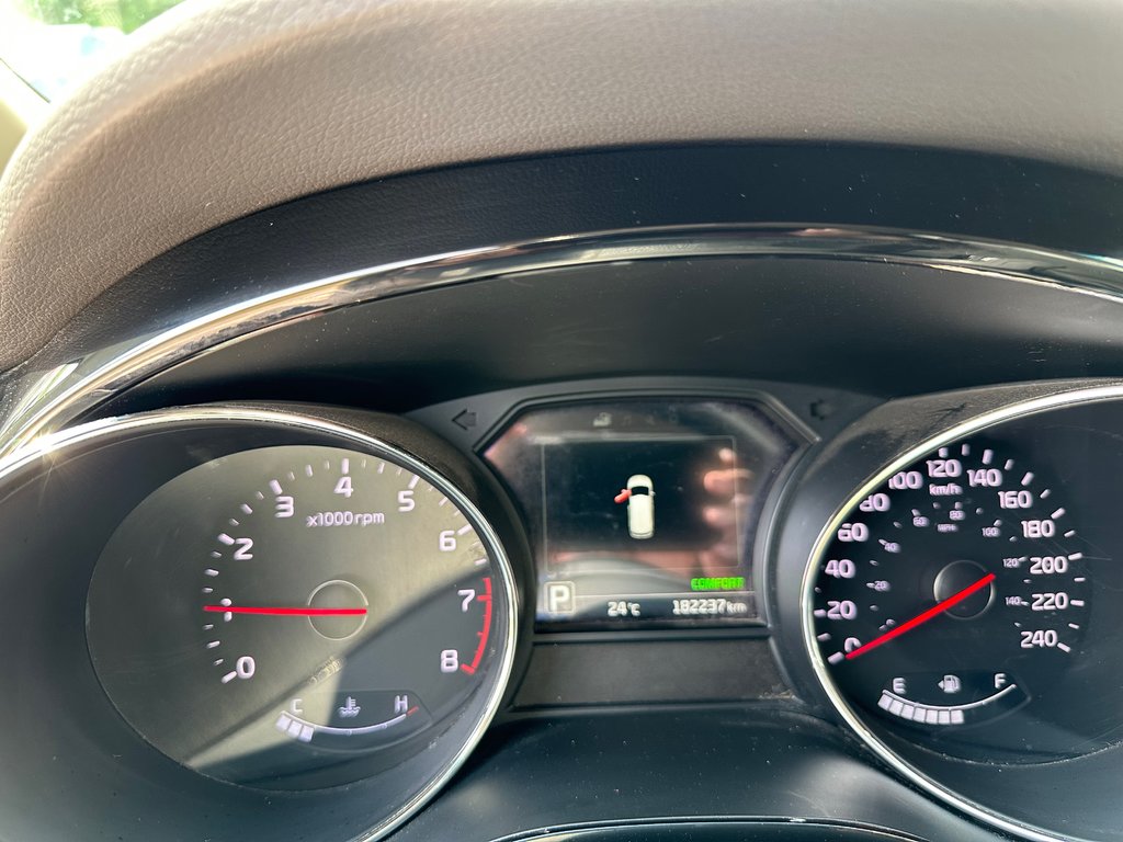 2018 Kia Sedona SX+ in Kentville, Nova Scotia - 12 - w1024h768px