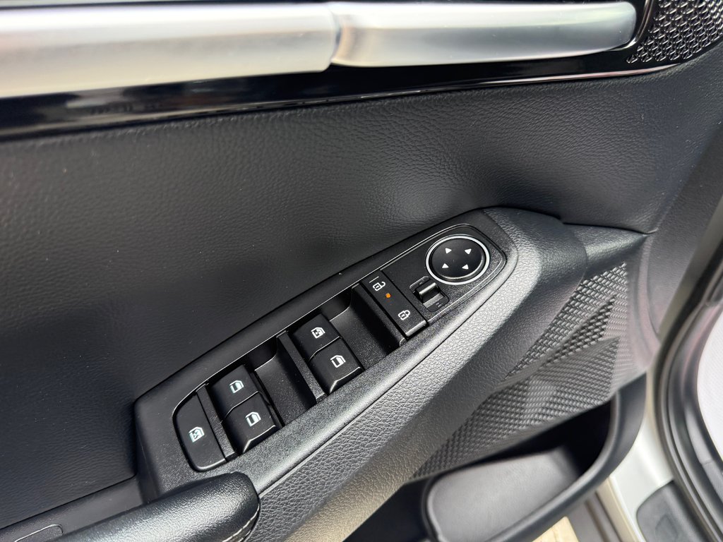 2025 Kia Seltos EX-L, keyless entry, backup camera, Bluetooth in COLDBROOK, Nova Scotia - 8 - w1024h768px