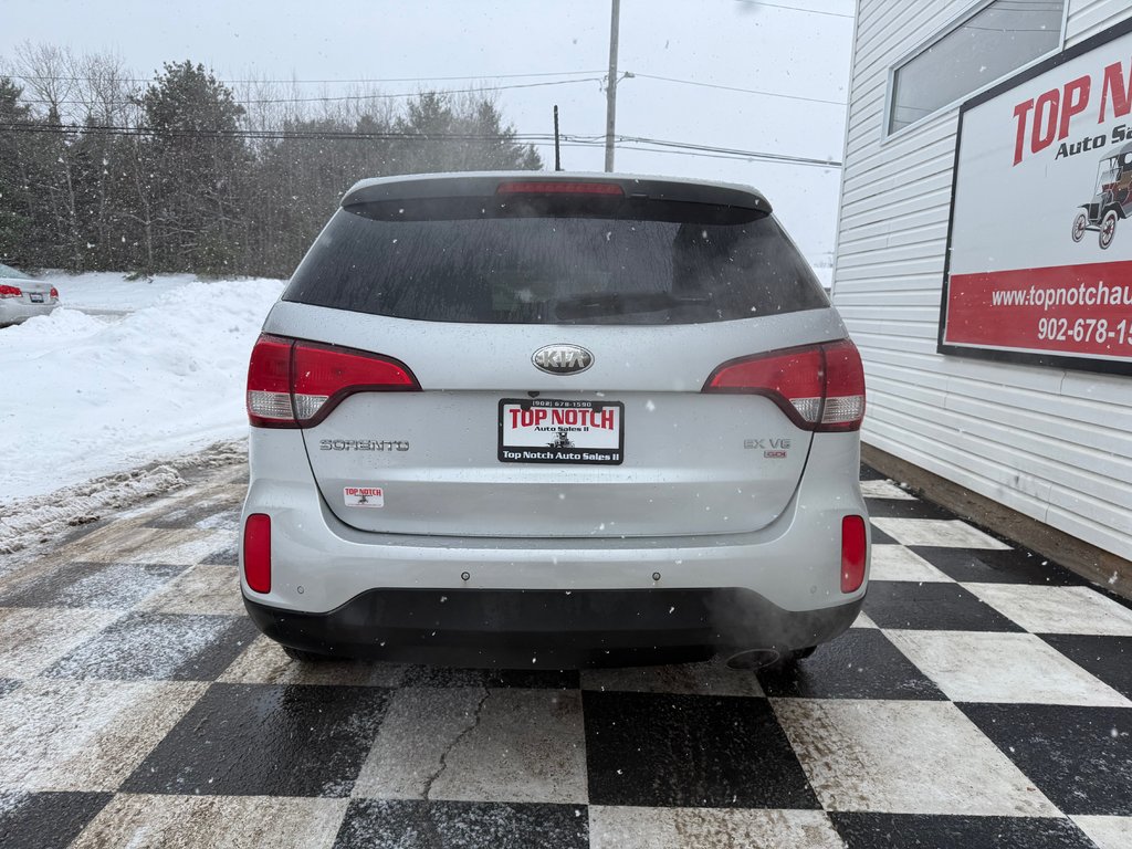 2014 Kia SORENTO GDI, Keyless entry, leather seats, backup cam in Kentville, Nova Scotia - 5 - w1024h768px