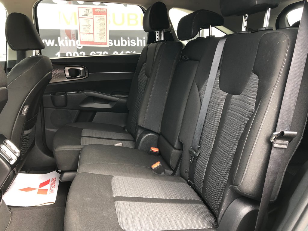 2022 Kia Sorento LX- Heated seats and wheel, Lane Assist, Pwr seats in Kentville, Nova Scotia - 20 - w1024h768px