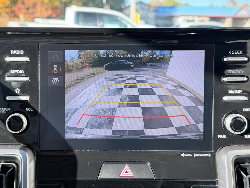 2022 Kia Sorento X Line | Safety Assist, Heated Steering Wheel in Kentville, Nova Scotia - 16 - w1024h768px