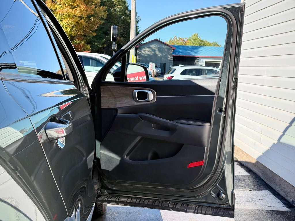2022 Kia Sorento X Line | Safety Assist, Heated Steering Wheel in Kentville, Nova Scotia - 26 - w1024h768px