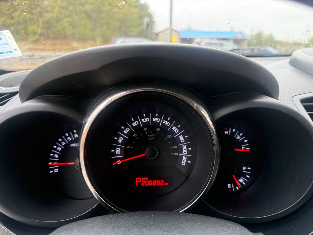 2011 Kia SOUL Sport, keyless entry, Cruise control, mp3 in COLDBROOK, Nova Scotia - 11 - w1024h768px