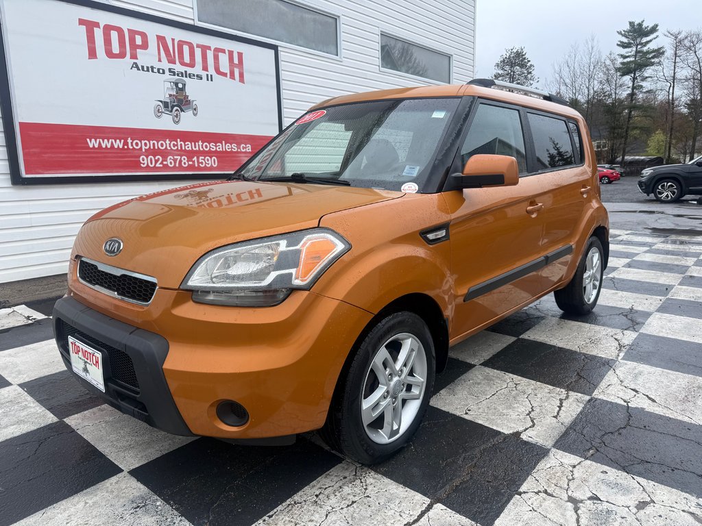2011 Kia SOUL Sport, keyless entry, Cruise control, mp3 in COLDBROOK, Nova Scotia - 1 - w1024h768px