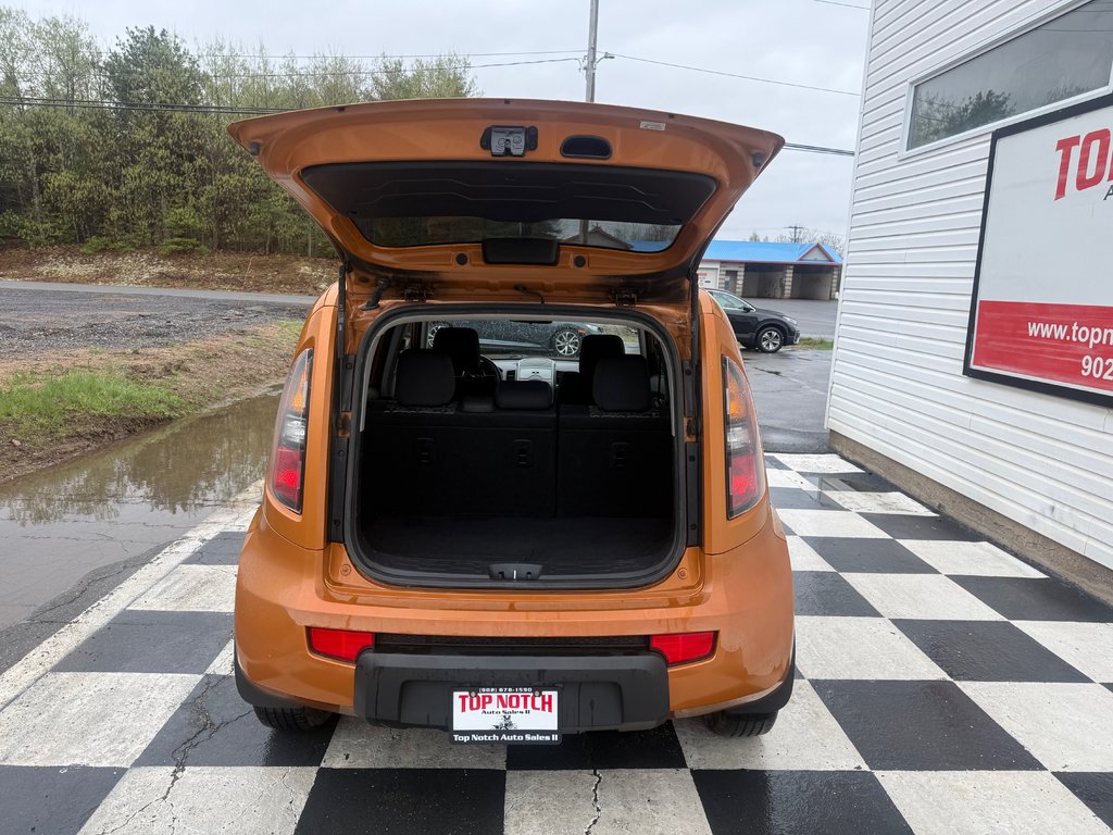 2011 Kia SOUL Sport, keyless entry, Cruise control, mp3 in COLDBROOK, Nova Scotia - 15 - w1024h768px