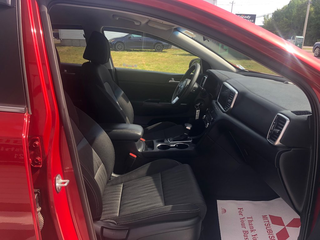 Kia Sportage LX - Reverse Camera, Heated Seats, Power Windows 2020 à COLDBROOK, Nouvelle-Écosse - 23 - w1024h768px