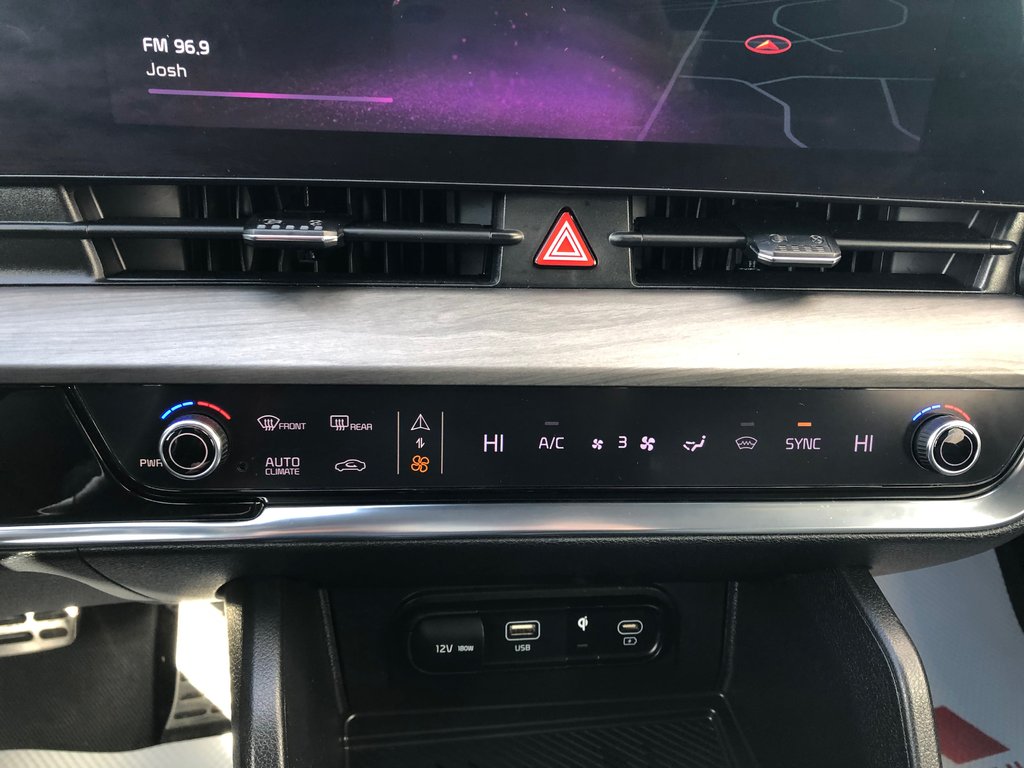 2023 Kia Sportage X-Line Limited - power seats, hands free, a/c in COLDBROOK, Nova Scotia - 15 - w1024h768px