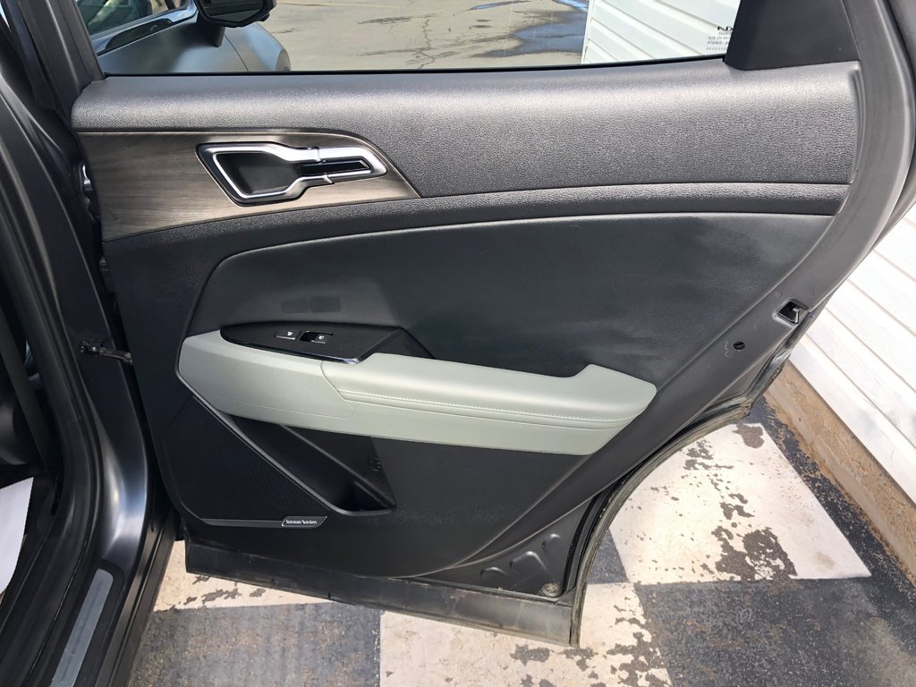 2023 Kia Sportage X-Line Limited - power seats, hands free, a/c in COLDBROOK, Nova Scotia - 26 - w1024h768px
