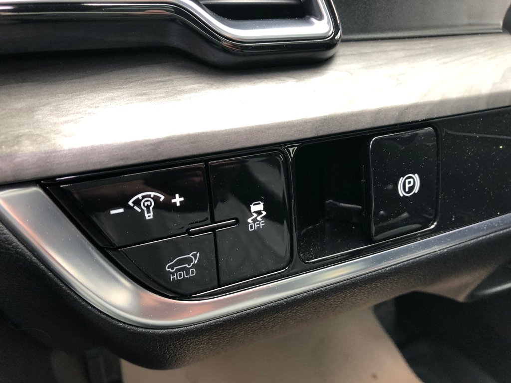 2023 Kia Sportage X-Line Limited - moon roof, heated & vented seats in COLDBROOK, Nova Scotia - 8 - w1024h768px